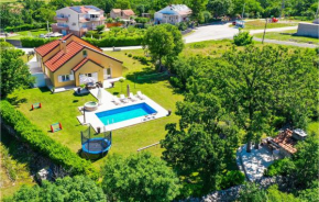 Nice Home In Vinjani Gornji With Kitchen